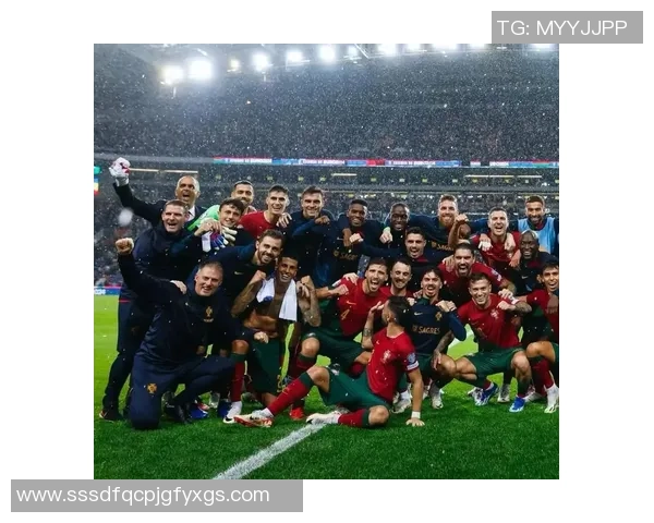 球星自拍足球视频挑战技术极限展现个人风采震撼粉丝